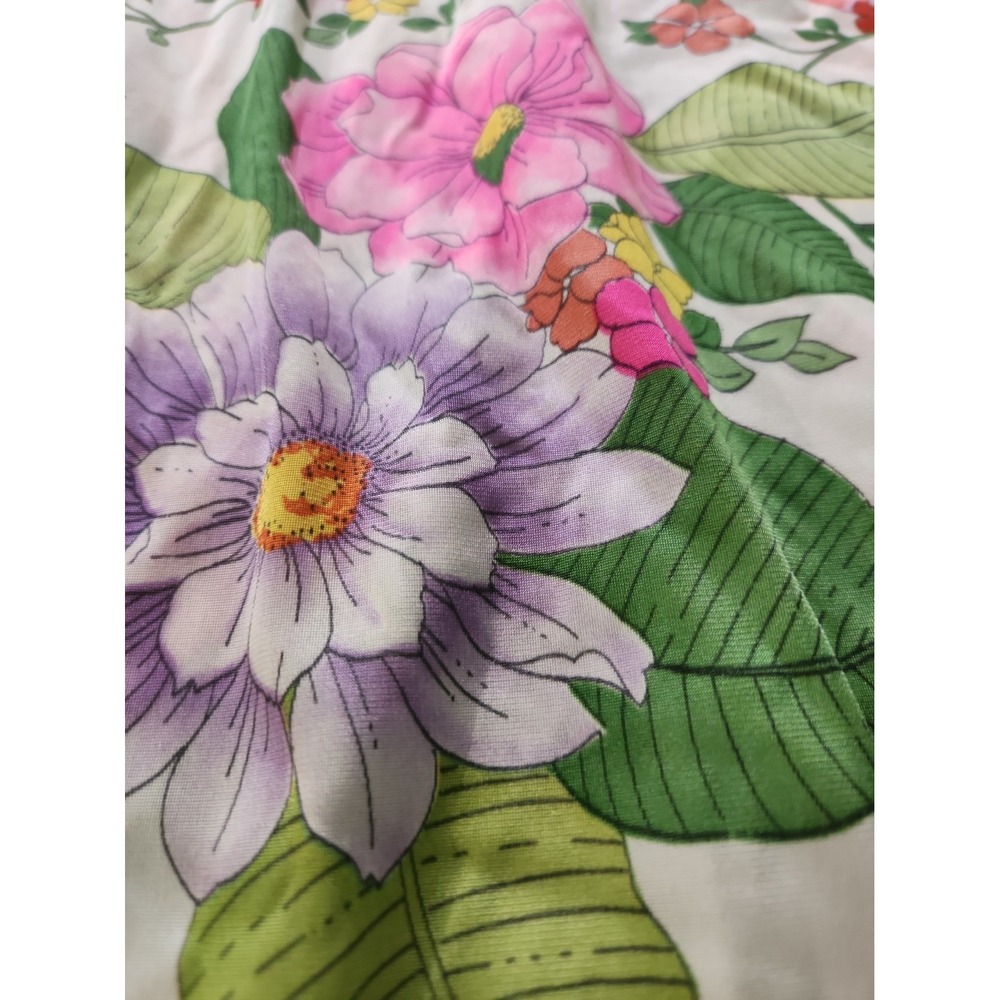 Colorful Vtg Vanity Fair Bright Floral Half Slip – 2O.5"– Antron III Nylon SM